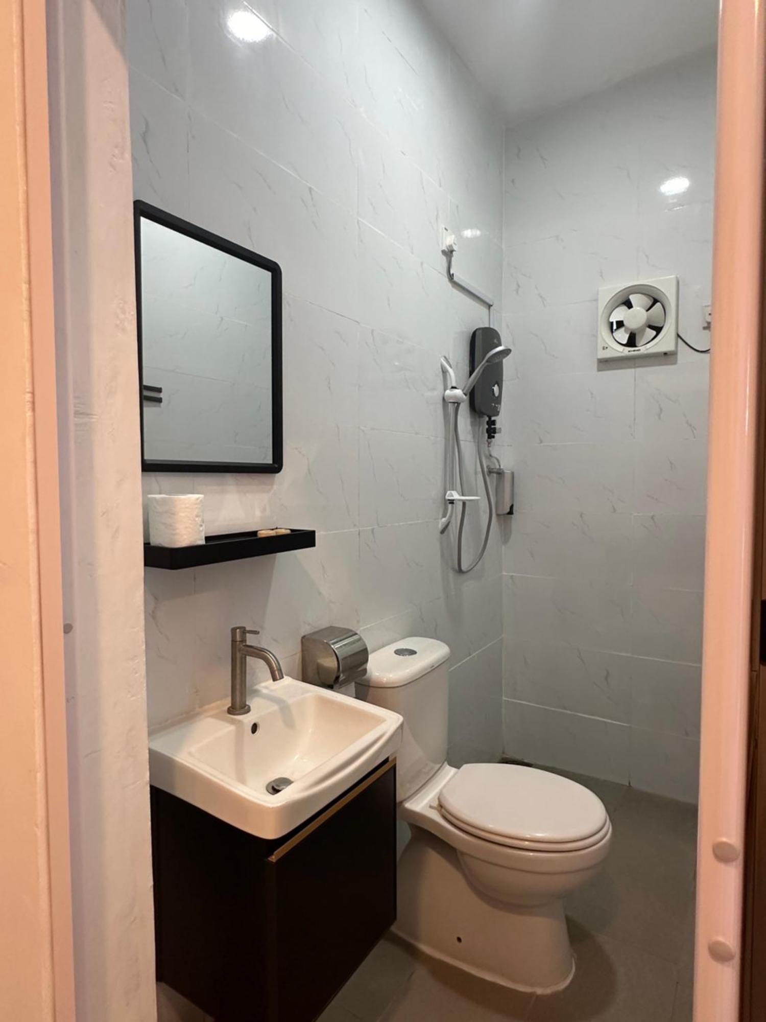 Guest House Gua Kelam Kaki Bukit エクステリア 写真