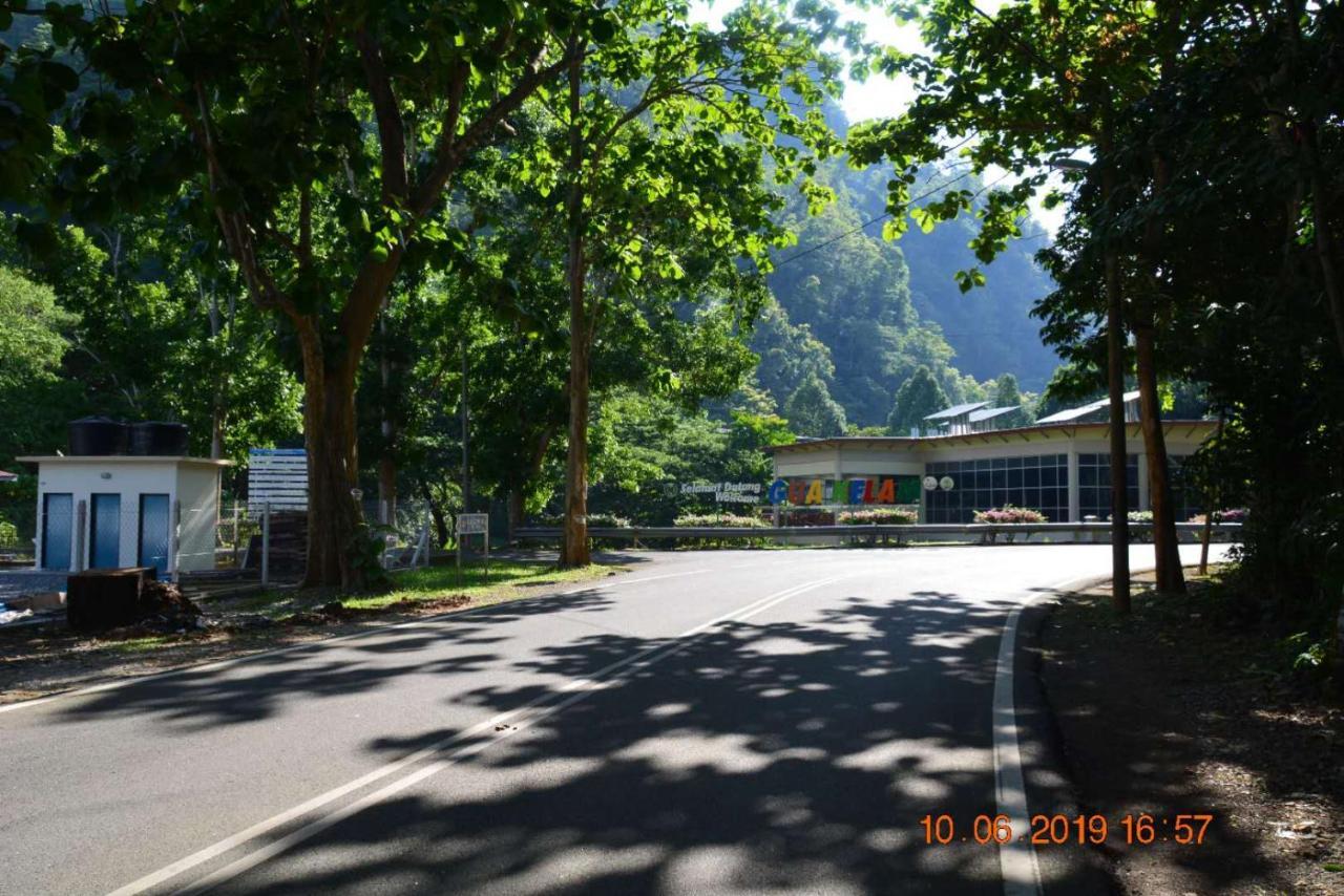 Guest House Gua Kelam Kaki Bukit エクステリア 写真